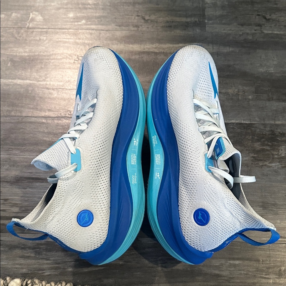 Mizuno NEO Vista - Picture 4 of 5